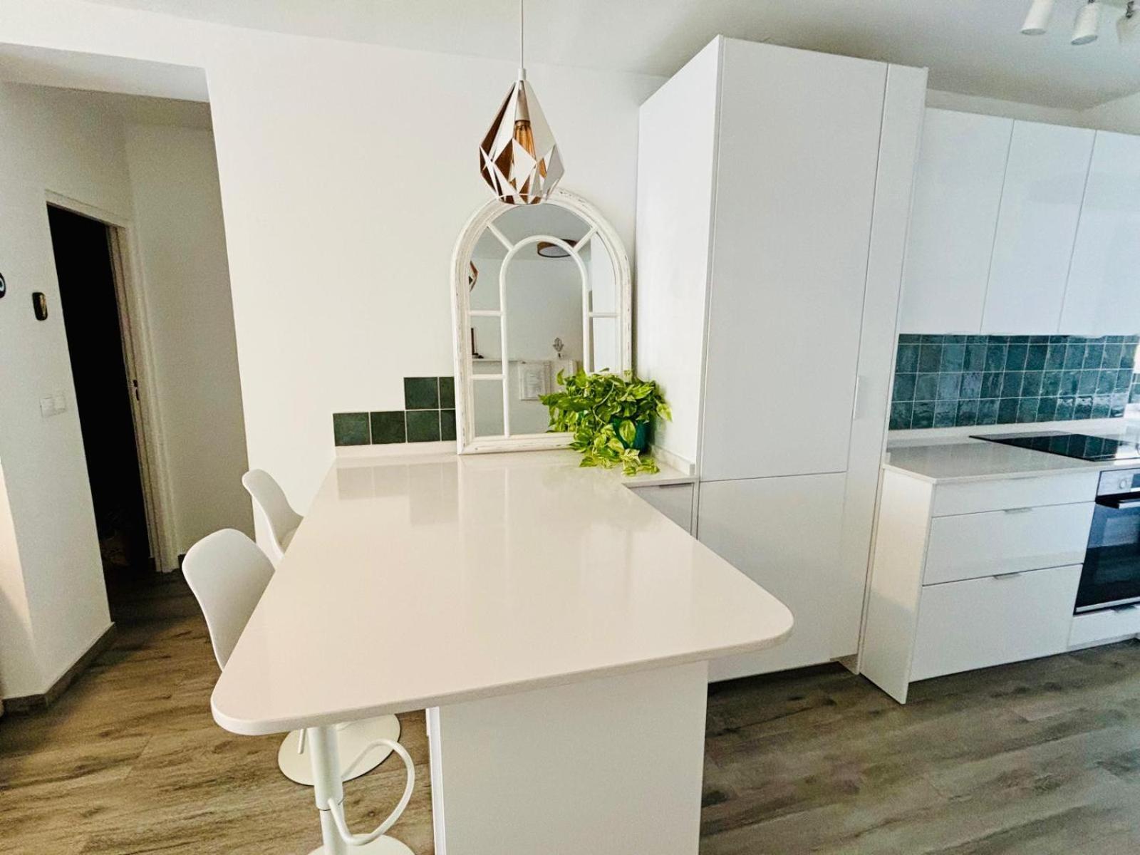 Casa Gracia Stylish Close To The By Namaste Elite Appartamento *